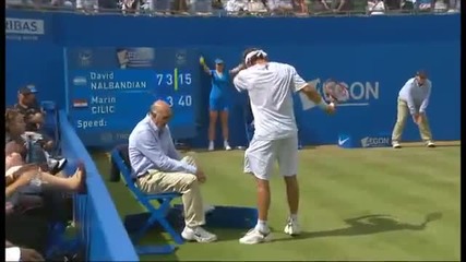 David Nalbandian ядосано рита кантонер и получава дисквалификация - Queens 2012 Final