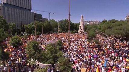 Десетки хиляди на антиправителствен протест в Мадрид