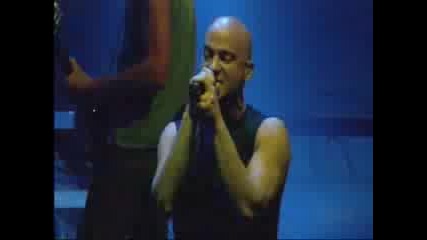 Disturbed - Voices - live Maaw