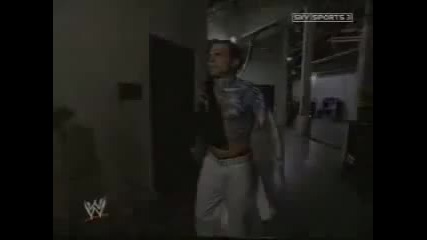 Jeff Hardy backstage body painting
