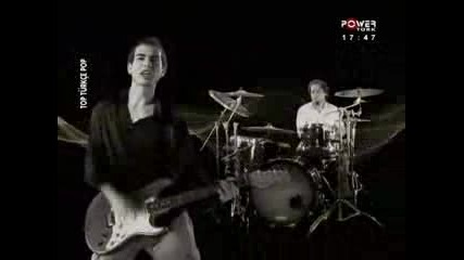 Mor Ve Otesi - Ask Icinde