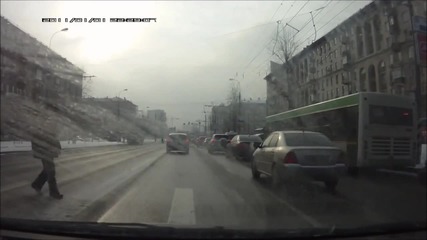 Русия: Компилация автомобилни катастрофи Част 12