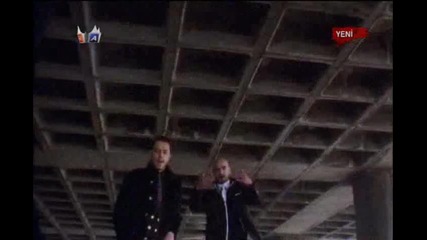 Murat Boz & Soner Sarikabadayi - Iki Medeni Insan