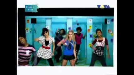 Avril Lavigne - Girlfriend Vbox7