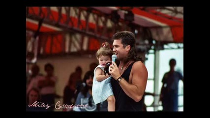 Miley Cyrus - Baby photos 