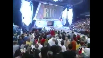 R A W 2002 - Скалата срещу Рик " Светкавицата "