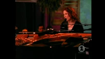 Tori Amos - Silent All These Years (live)