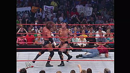 The Rock vs. Triple H: Raw, August 19, 2002 (Full Match)