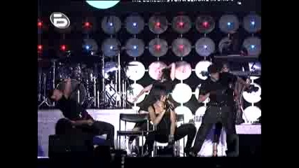 Rihanna - Shut Up And Drive Live At Live Earth