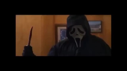 Култовите убийци Майкъл Майърс и Призрачното Лице от филмит Хелоуин 1 и 2 (1978-1981) и Писък (1996)