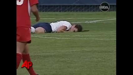 Raw Video Soccer Player Throws Fist, Pulls Hair 