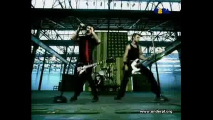 Green Day - American Idiot