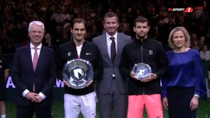 Федерер вдигна титлата в Ротердам