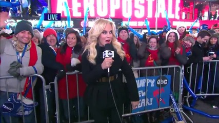Psy & Mc Hammer - Gangnam Style ( New Year's Rockin Eve 2013 )