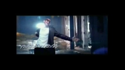 Превод!!! Chris Brown - Crawl [official Video]