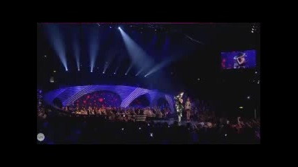 Lady Gaga печели 'best Song' на Ema's