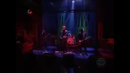 Queens Of The Stone Age - Little Sister Live 
