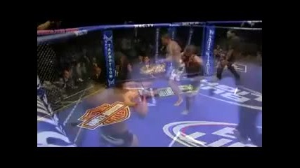 Унищожителен ритник в Mma