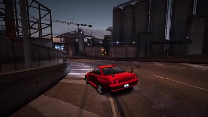 Nfs World - Trying to drift with Skyline R32