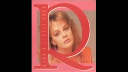 Roxanne - Give A Little Love 1986