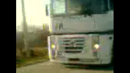 Камион Тир идва от Плиска