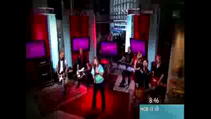 [hd] Kelly Clarkson - My Life Would Suck Without You + Interview (sunrise, Australia, 04.06.2009)