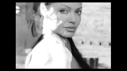 Angelina Jolie - Black And White 
