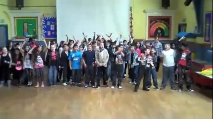 Kerrang! Radio: Watville Primary School Sing Iron Maiden - Flight Of Icarus