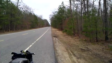 2011 Kawasaki Zx10 vs 2005 Yamaha R1 Part 2