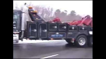 Сблъсък между два камиона,