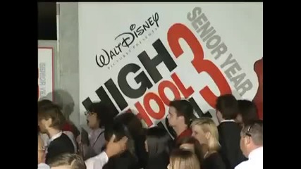 Zac Efron - Tv Guide 