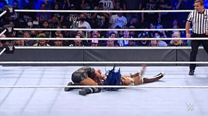 Becky Lynch vs. Sasha Banks: SmackDown, Oct. 15, 2021