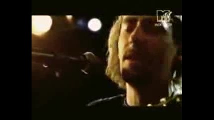 Nickelback - Where Do I Hide (mtv Unplugged 2003) 
