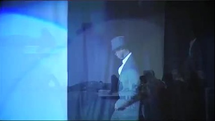 Smooth Criminal Michael Jackson Dance on Catwalk