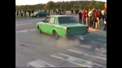 Burnout - Volvo 164 Tyrbo