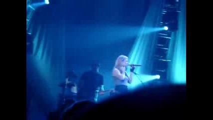 Kelly Clarkson The Trouble With Love Is Live Manchester Evening News Arena March 2006 