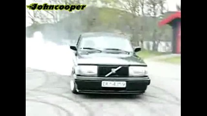 Volvo 240 Turbo пали гуметата