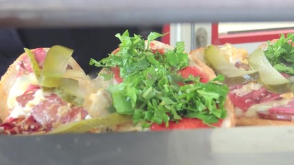 Улична храна, Турция: Приготвяне на смесен сандвич