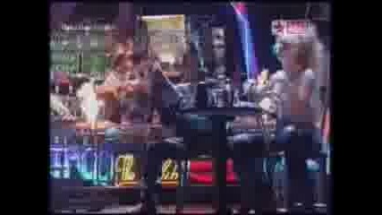 Britney Spears - Me Against The Music
