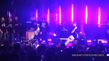 Justin Bieber - Love Me [walmart Soundcheck]