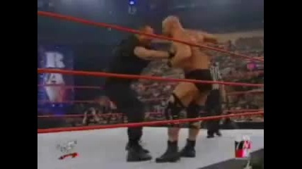 Raw 2002 - Stone Cold and The Rock vs Booker T and Big Bossman (част 1)