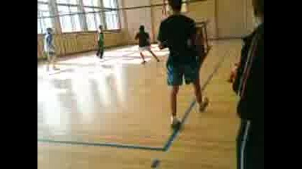 volley maniqq inn 11 - toyy