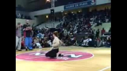 Breakdance 1.3gp