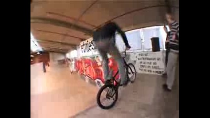 Bmx Trikove 