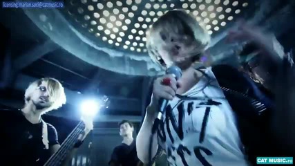 Crbl feat Helene - Kboom ( official video ) [2011]