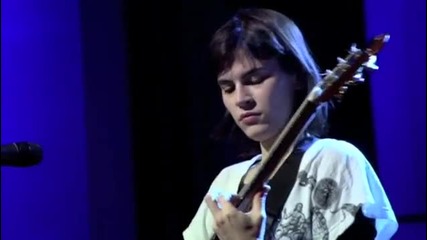 Kaki King rocks out to Playing with Pink Noise 