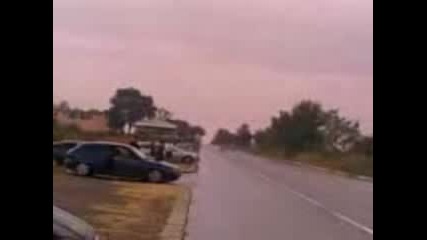 Gonki Dobrich Bmw 318 vs Vw Golf 4 Tdi 