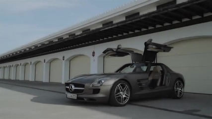 Mercedes-benz Sls Amg Roadster 2012 (official Promo)