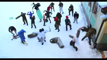Армия полудяла по Harlem Shake