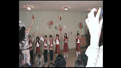 Народни танци. Ния - Сирма. Месец май 2008 г. - 4 